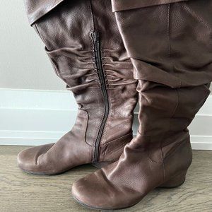 Me Too Brown Leather Boots - Size 8